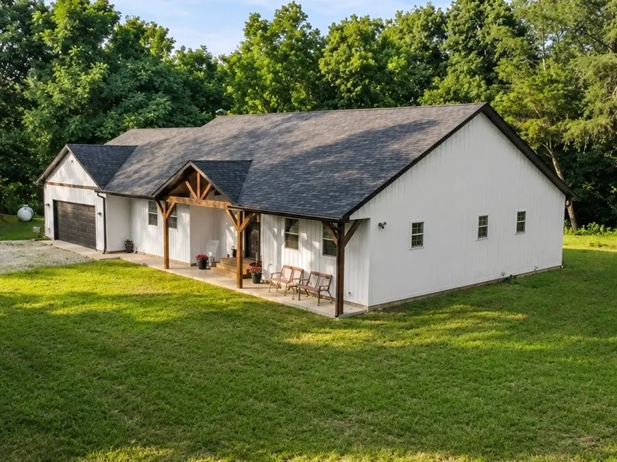25760 E 1750th Road, Marshall, IL 62441 - #2