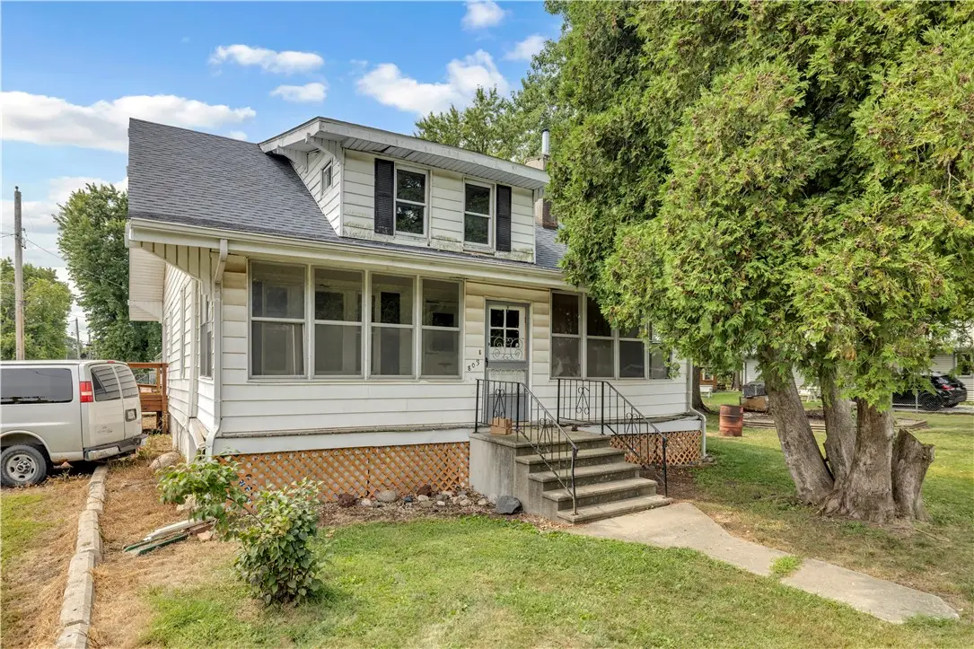 803 W Strain Street, Sullivan, IL 61951 - #1