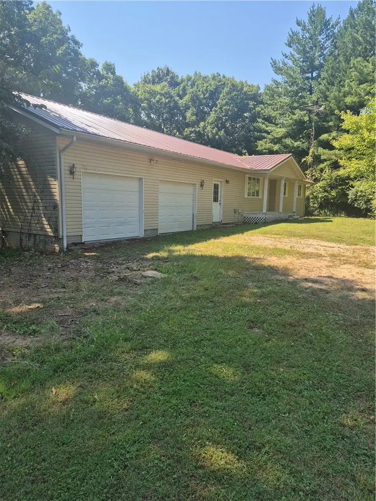 4253 E 2000th Avenue, Shumway, IL 62461 - #2