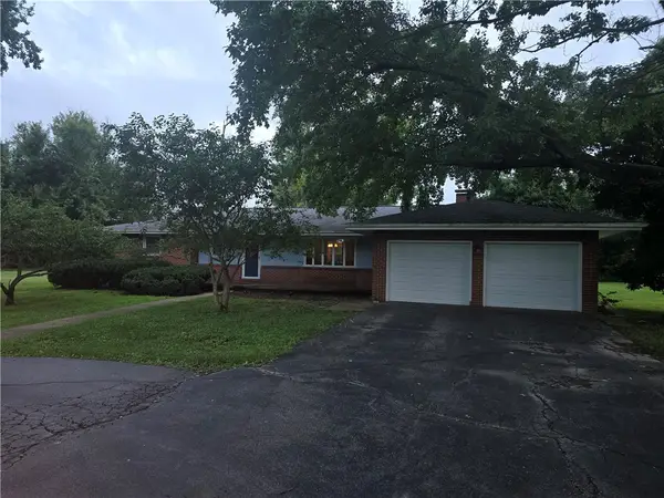 15082 County Road 600n Road, Charleston, IL 61920