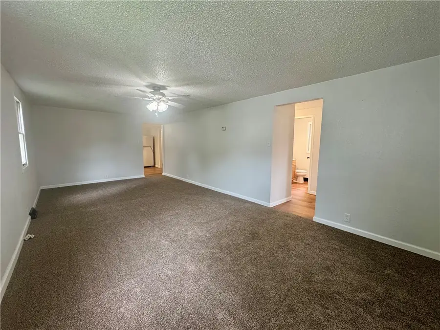 2521 Commercial Avenue, Mattoon, IL 61938 - #2
