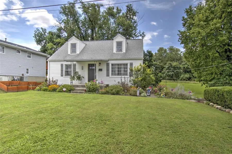 2105 W Waggoner Street, Decatur, IL 62526 - #3