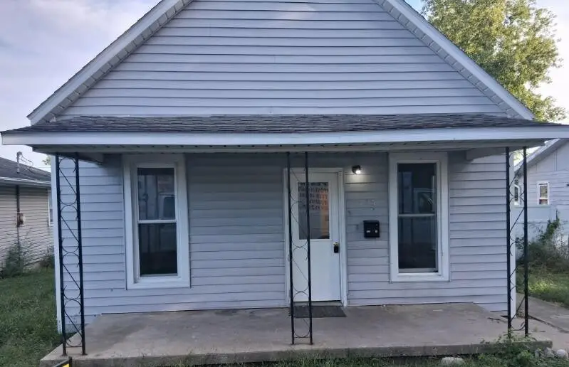 305 8th Street, Georgetown, IL 61846 - #1