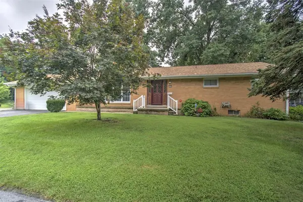 3089 Greenlake Drive, Decatur, IL 62521