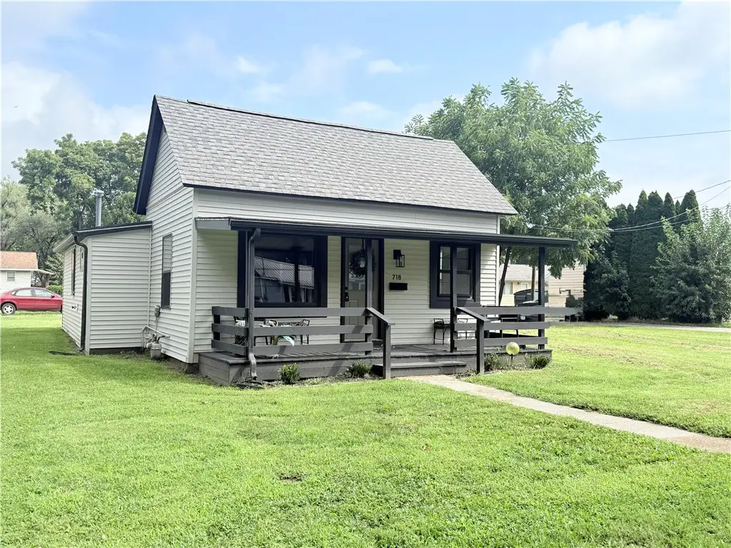 718 Roane Street, Sullivan, IL 61951 - #1
