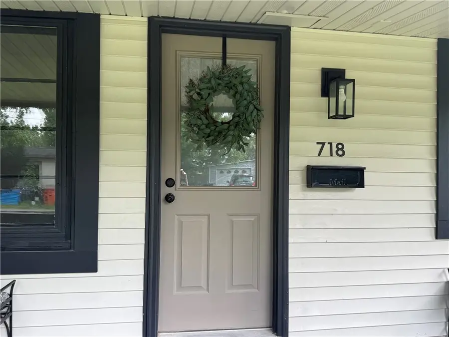 718 Roane Street, Sullivan, IL 61951 - #3