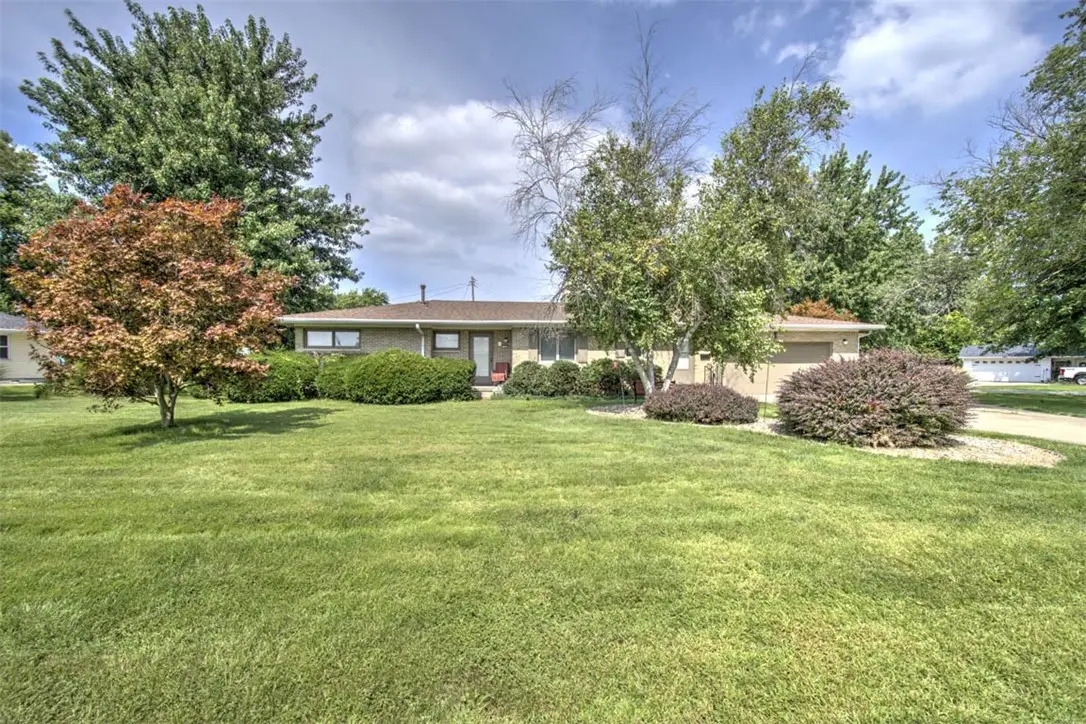 333 N Country Club Road, Decatur, IL 62521 - #1