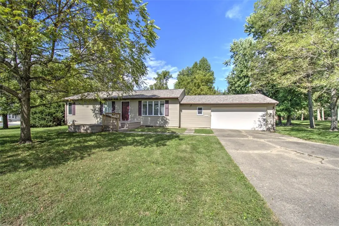 3330 Fitzgerald Road, Decatur, IL 62521 - #1