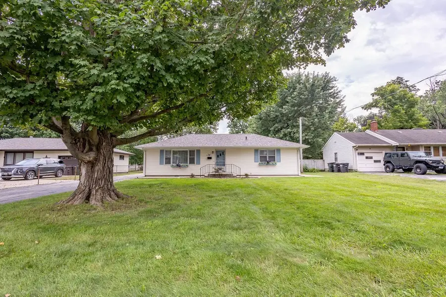 8 Cedar Avenue, Danville, IL 61832 - #2