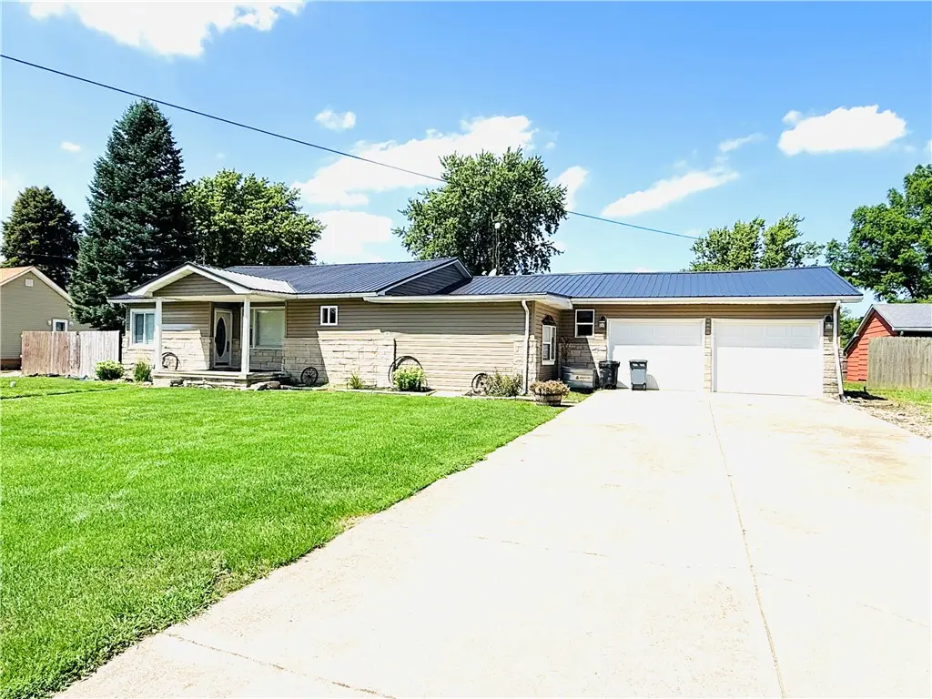 575 E Main Street, Wellington, IL 60973 - #1
