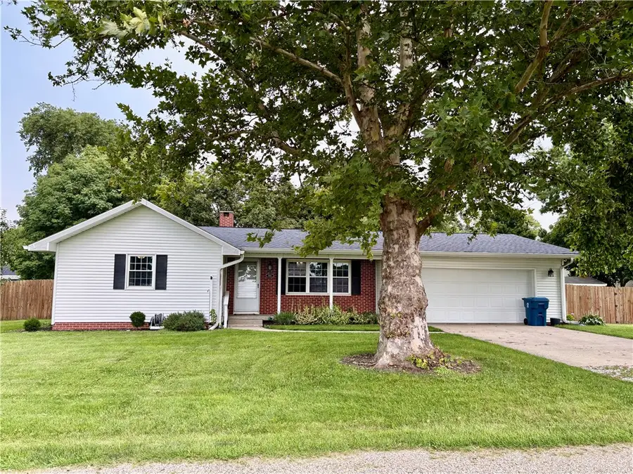 606 Adams Street, Fithian, IL 61844 - #2