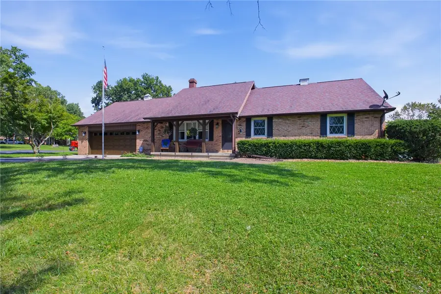 4114 Lake Road, Mattoon, IL 61938 - #2