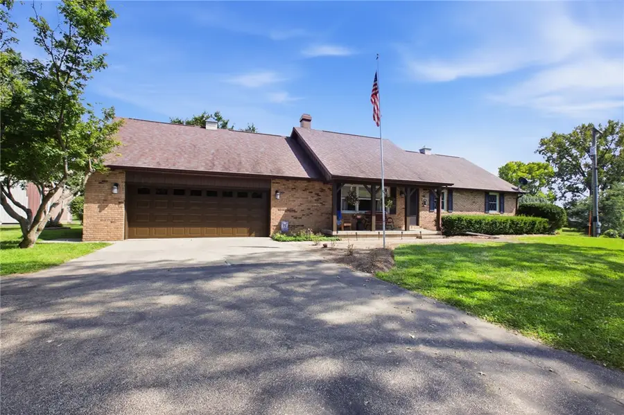 4114 Lake Road, Mattoon, IL 61938 - #3