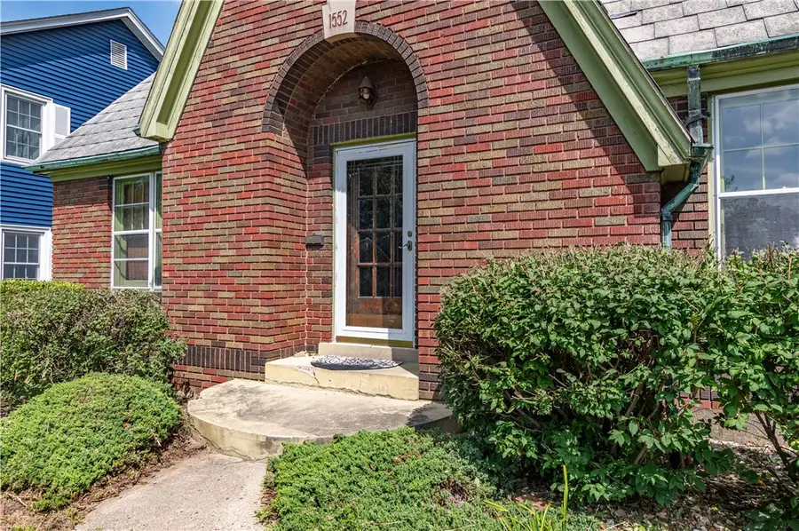 1552 W Sunset Avenue, Decatur, IL 62522 - #2