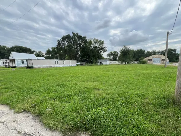 508 E Macon Street, Clinton, IL 61727