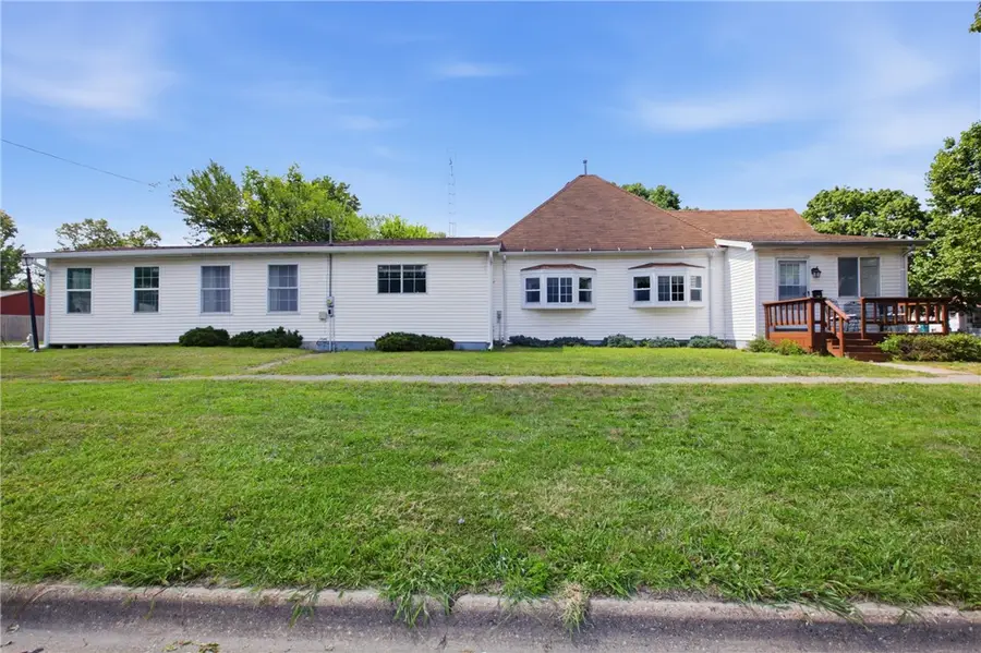 2701 Moultrie Avenue, Mattoon, IL 61938 - #3