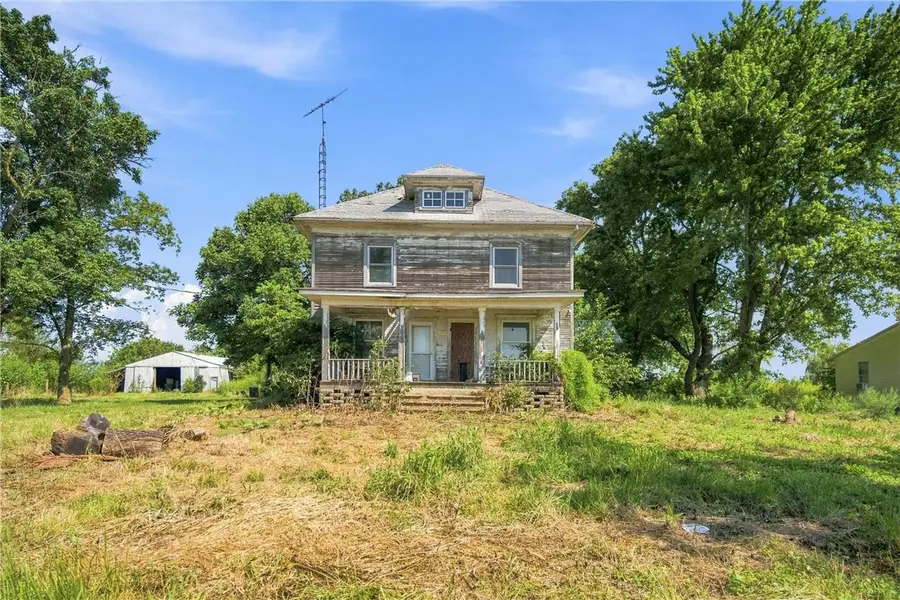 436 E 500th Avenue, Saint Elmo, IL 62458 - #3