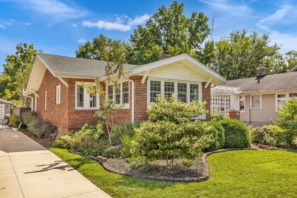176 N Dennis Avenue, Decatur, IL 62522 - #1