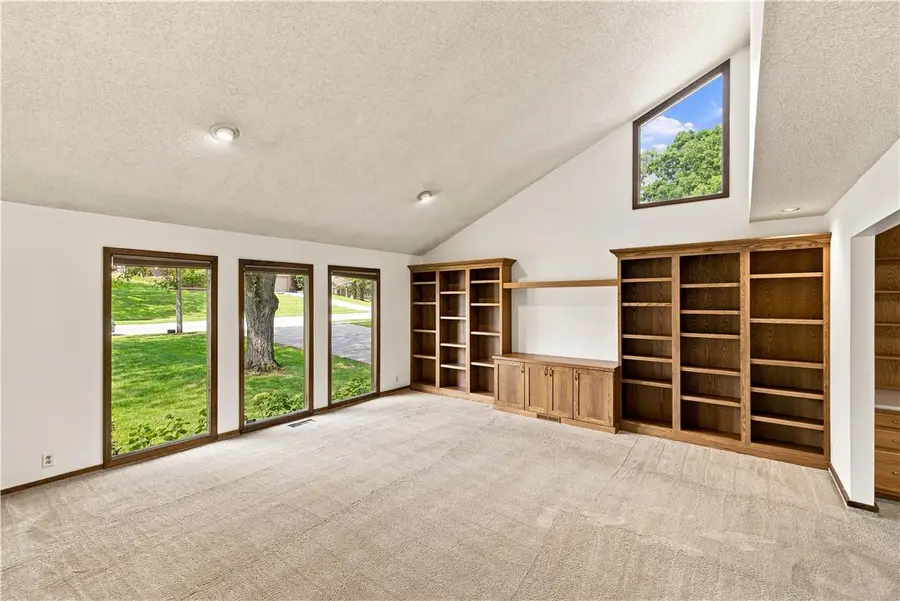 2670 S Forrest Green Drive, Decatur, IL 62521 - #2