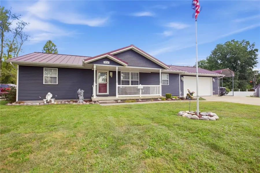806 S Rosewood Street, Effingham, IL 62401 - #2