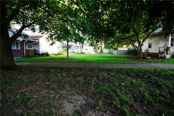 1305 Marshall Avenue, Mattoon, IL 61938