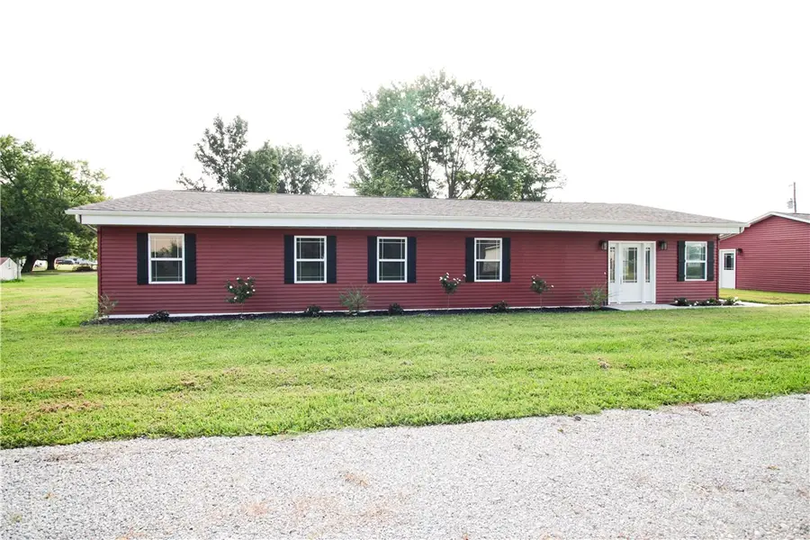 2029 E County Road 250n, Mattoon, IL 61938 - #3