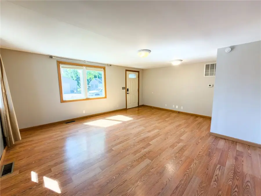 908 Pine Street, Marshall, IL 62441 - #3
