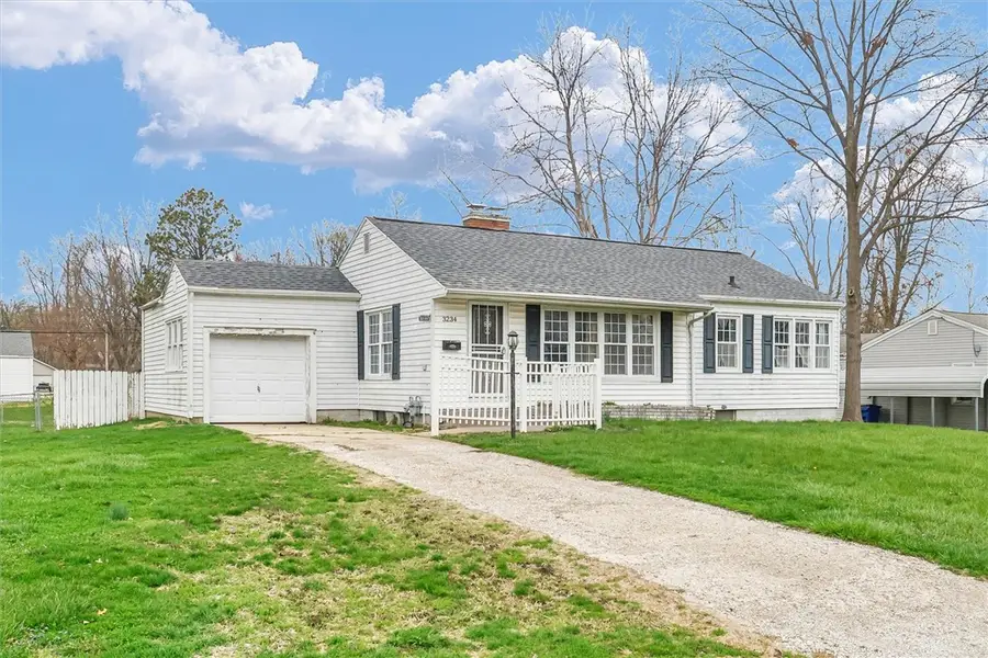 3234 E Fulton Avenue, Decatur, IL 62521 - #2