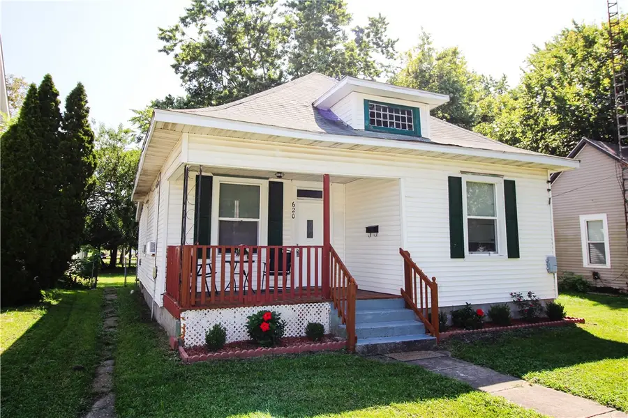 620 14th Street, Mattoon, IL 61938 - #2