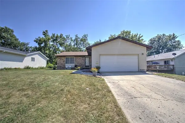 1551 W Pershing Road, Decatur, IL 62526
