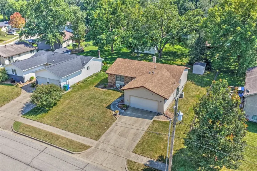 1551 W Pershing Road, Decatur, IL 62526 - #3