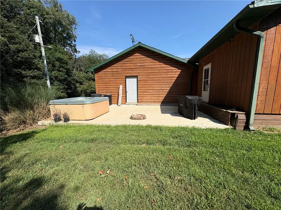 2061 N 425 Street, Vandalia, IL 62471 - #3