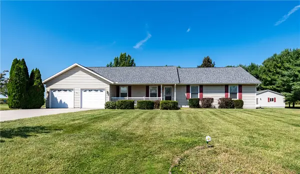 7 Tanglewood Estates, Sullivan, IL 61951