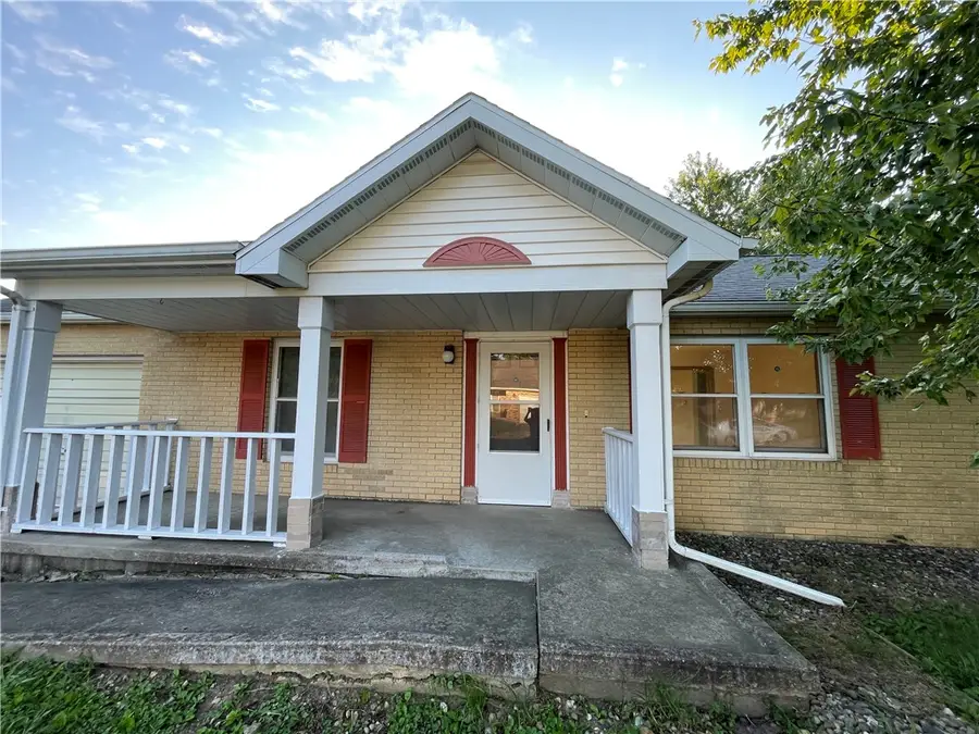 5 Sanders Drive, Paris, IL 61944 - #2