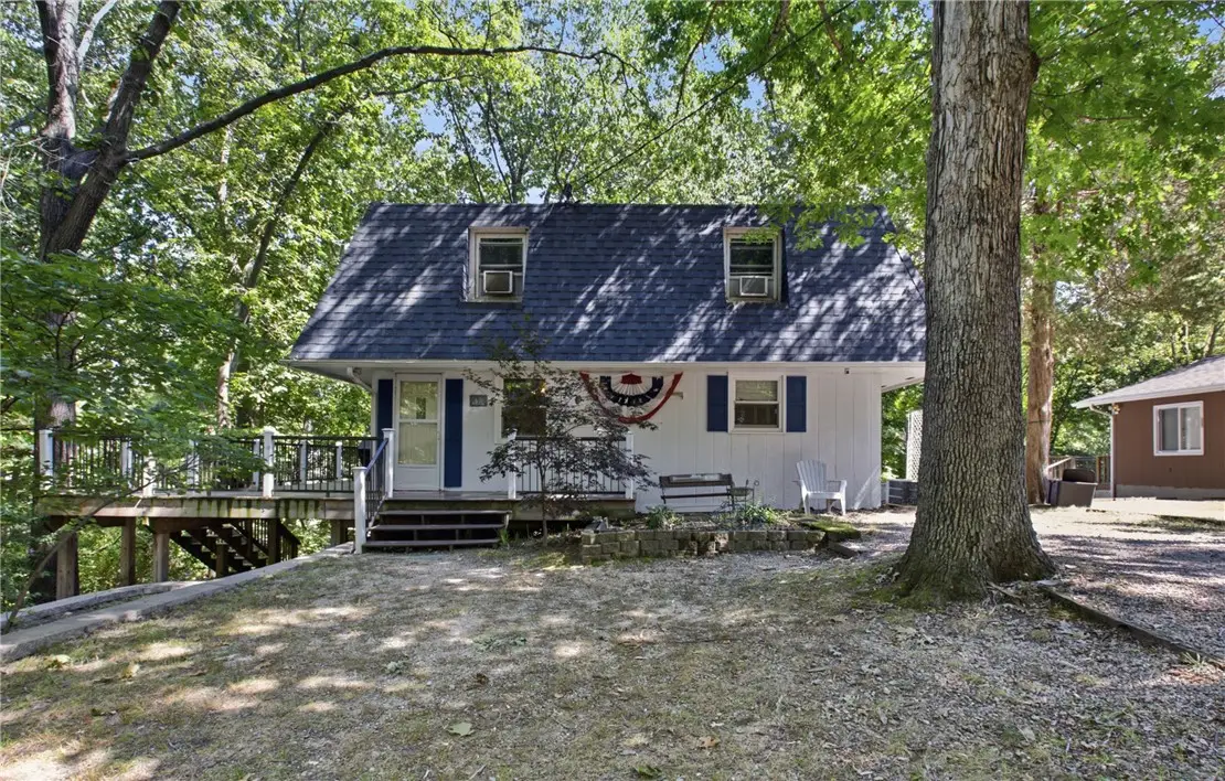 14806 N South Shore Drive, Effingham, IL 62401 - #1