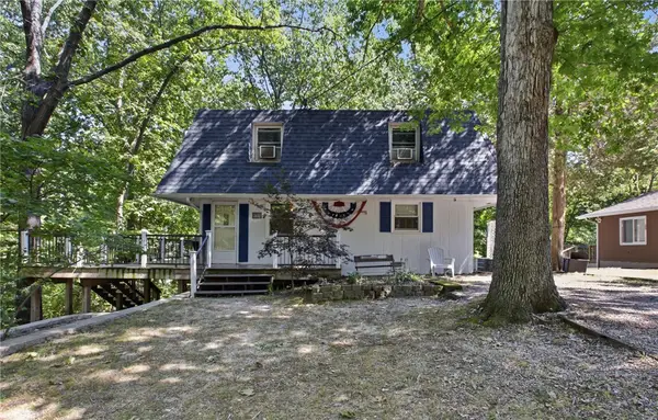 14806 N South Shore Drive, Effingham, IL 62401