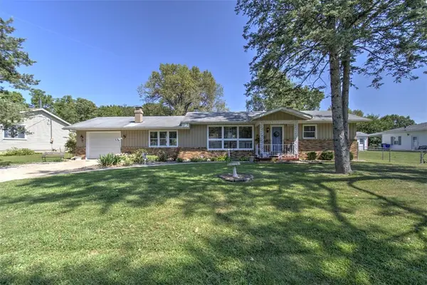 2816 N Vine Street, Decatur, IL 62526