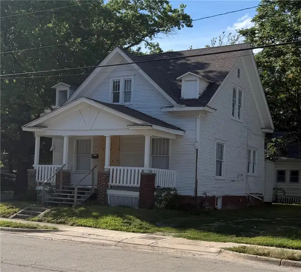 680 W Grand Avenue, Decatur, IL 62526