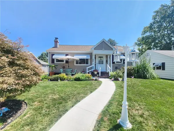 1312 S Lawn Drive, Mattoon, IL 61938