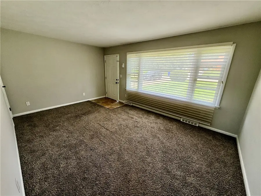 1483 W Greendell Drive, Decatur, IL 62526 - #2