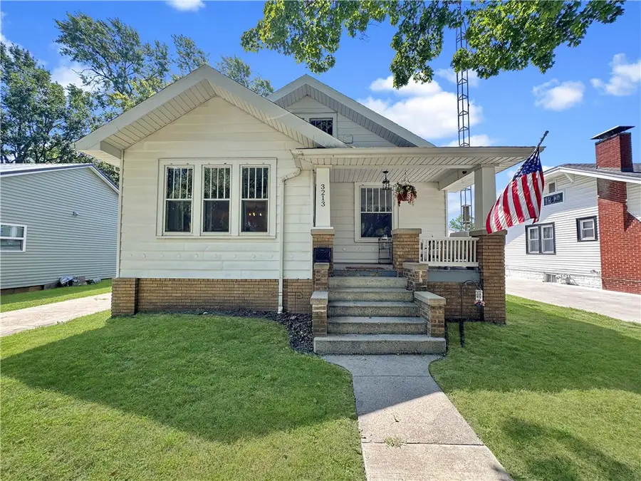 3213 Champaign Avenue, Mattoon, IL 61938 - #2