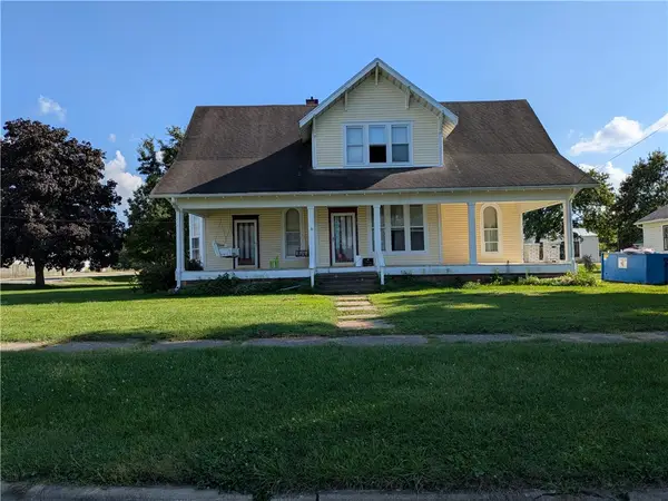 222 E Main Street, Oakland, IL 61943