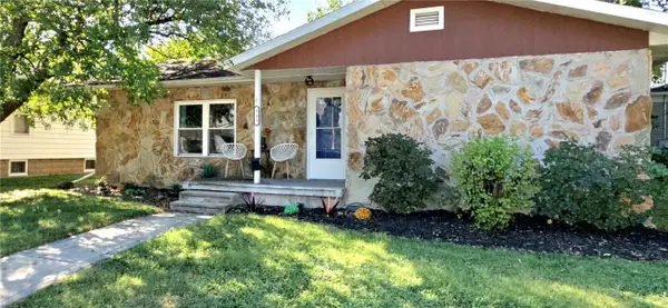 405 E Market Avenue, Effingham, IL 62401
