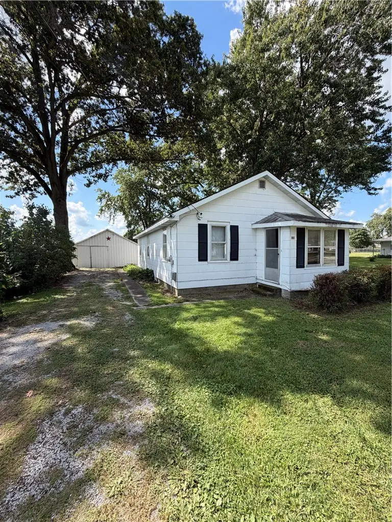 103, 105, 107 Kagay Avenue, Effingham, IL 62401 - #1