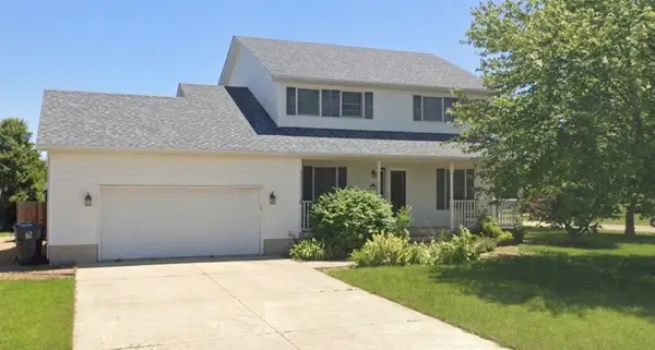 1035 Country Manor, Mt Zion, IL 62549