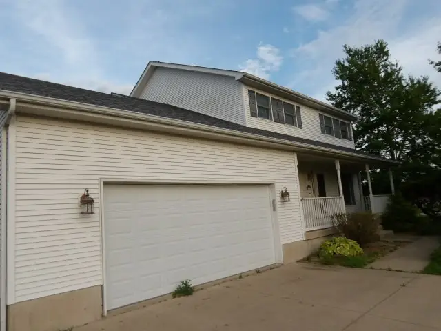 1035 Country Manor, Mount Zion, IL 62549 - #2