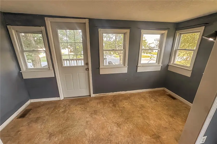 470 Elm Avenue, Neoga, IL 62447 - #2