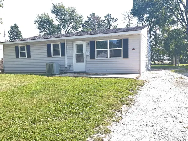2825 E Cardinal Drive, Decatur, IL 62526