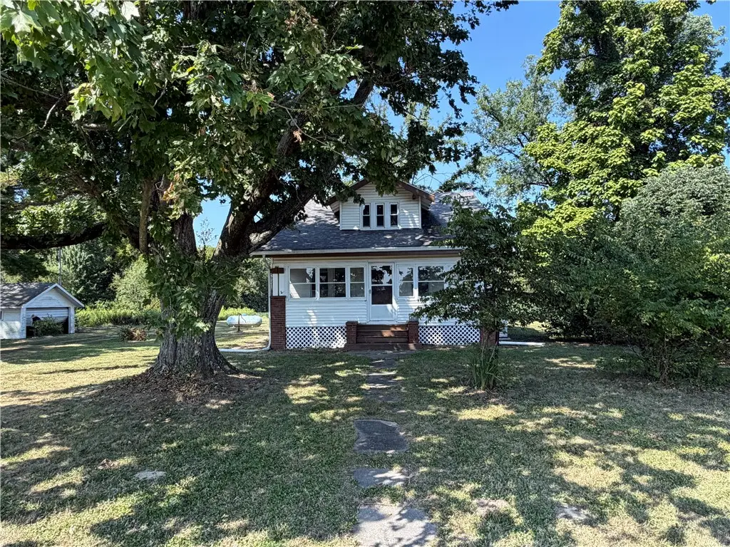 11220 N 450th Street, Oblong, IL 62449 - #1