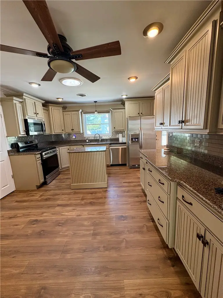 1205 Tucker Beach Road, Paris, IL 61944 - #2